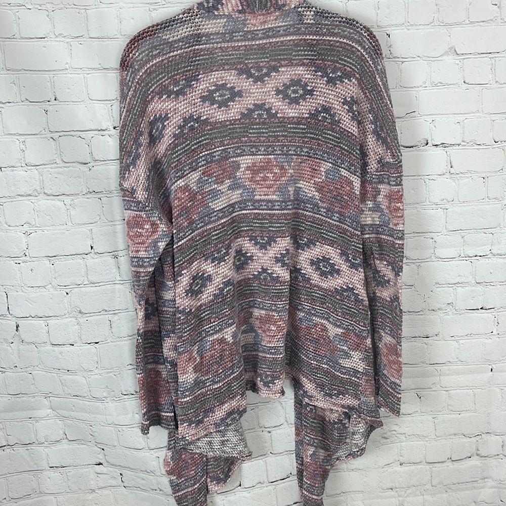 Lot Of 2 Matched Xhilaration Multicolor Patterned… - image 3